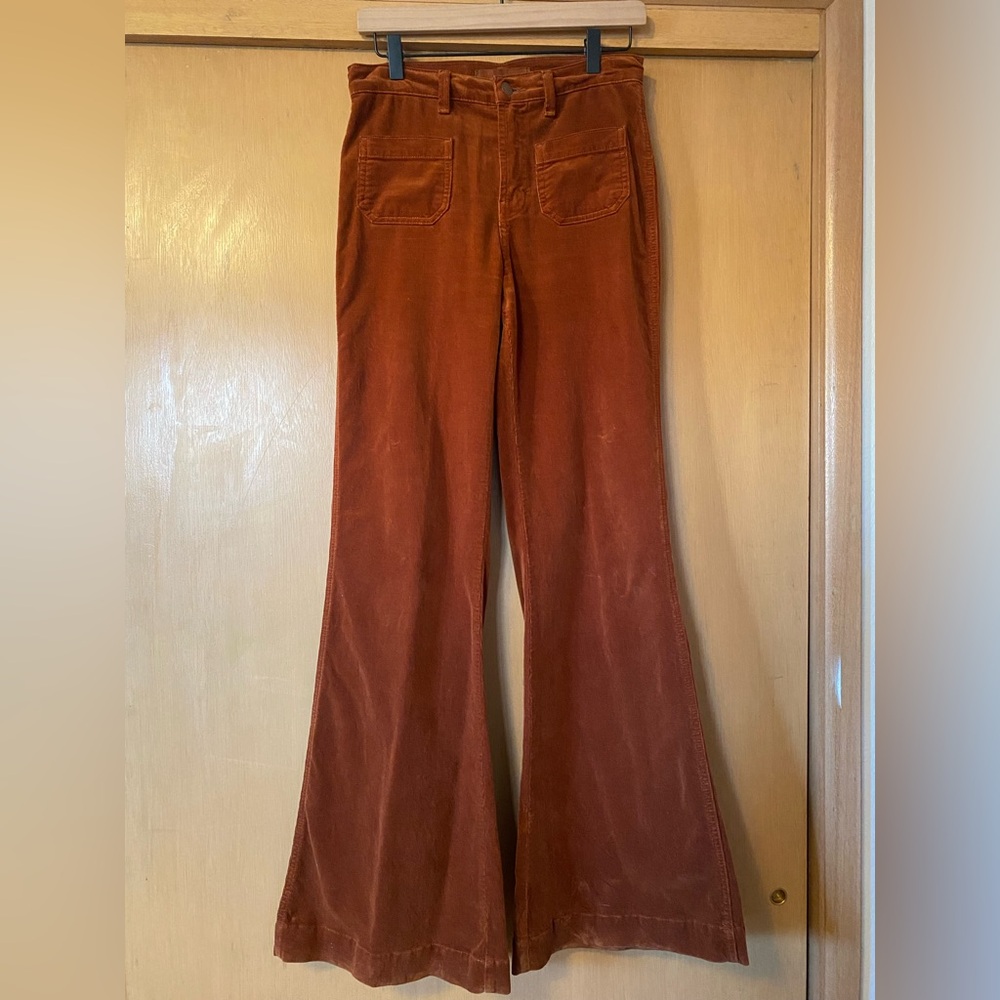 J BRAND Terracotta Rust Corduroy Flare Pants (women’s 26)